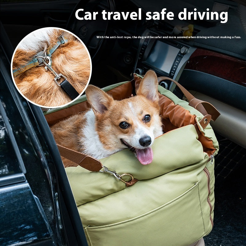 "Autositz für Hunde und Katzen | Waschbar, Faltbar & Schützt den Autositz"
